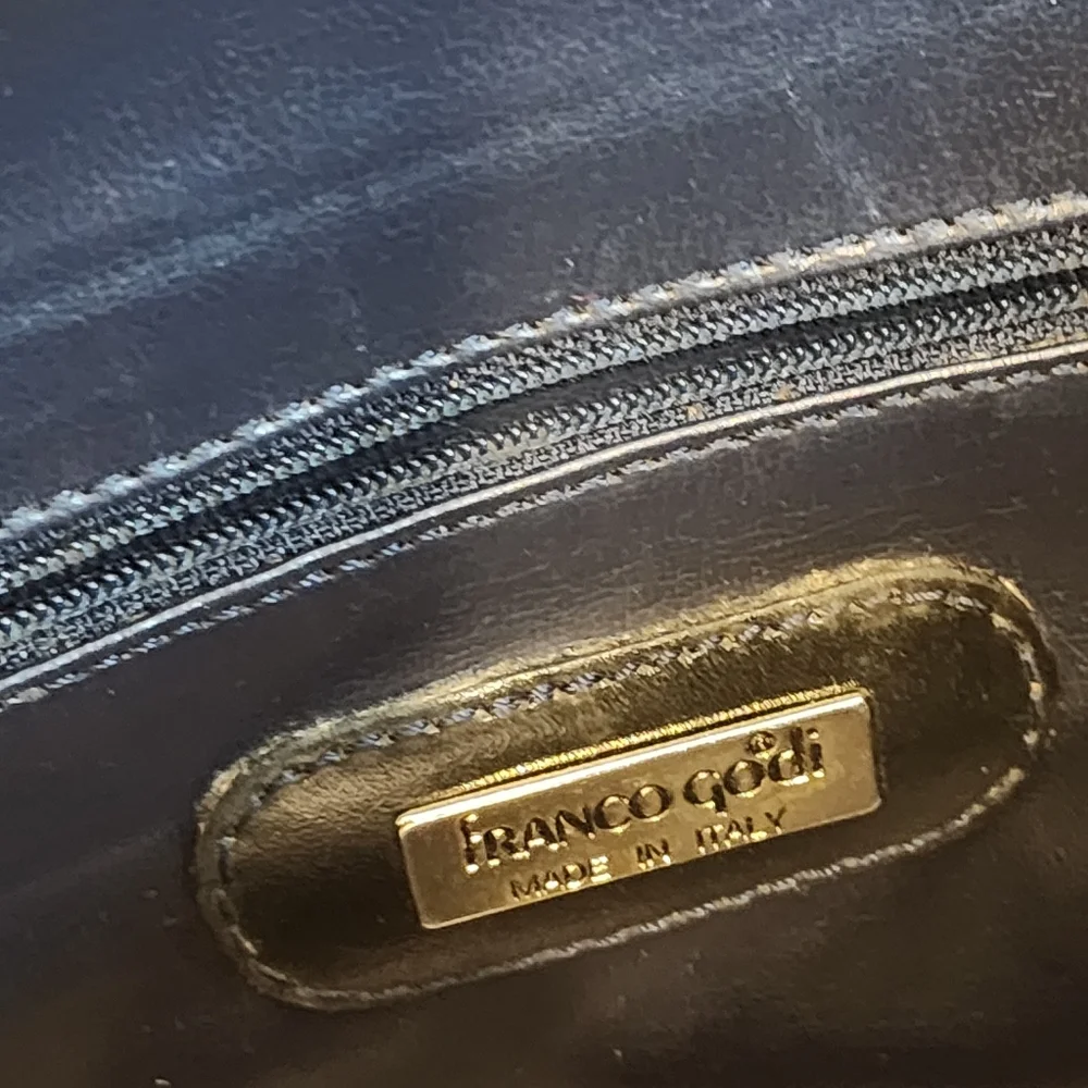 FRANCO CODI Classic Black Top-Handle Shoulder Leather Bag with Gold Hardware